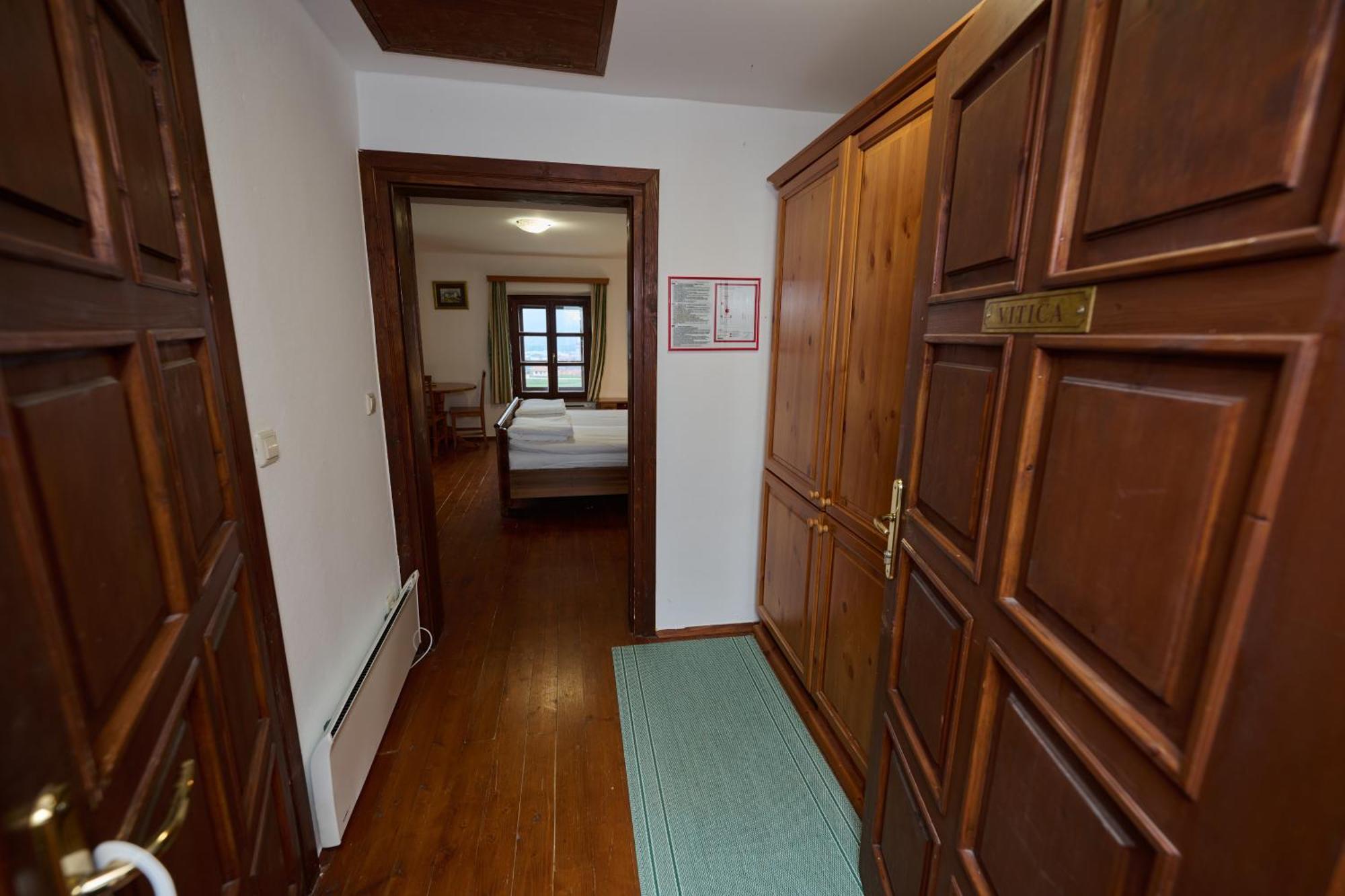 Wine Grower'S Mansion Zlati Gric Apartment Slovenske Konjice Екстериор снимка